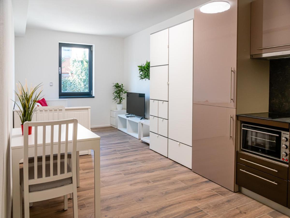 Apartmany Gemini Zlin Bagian luar foto