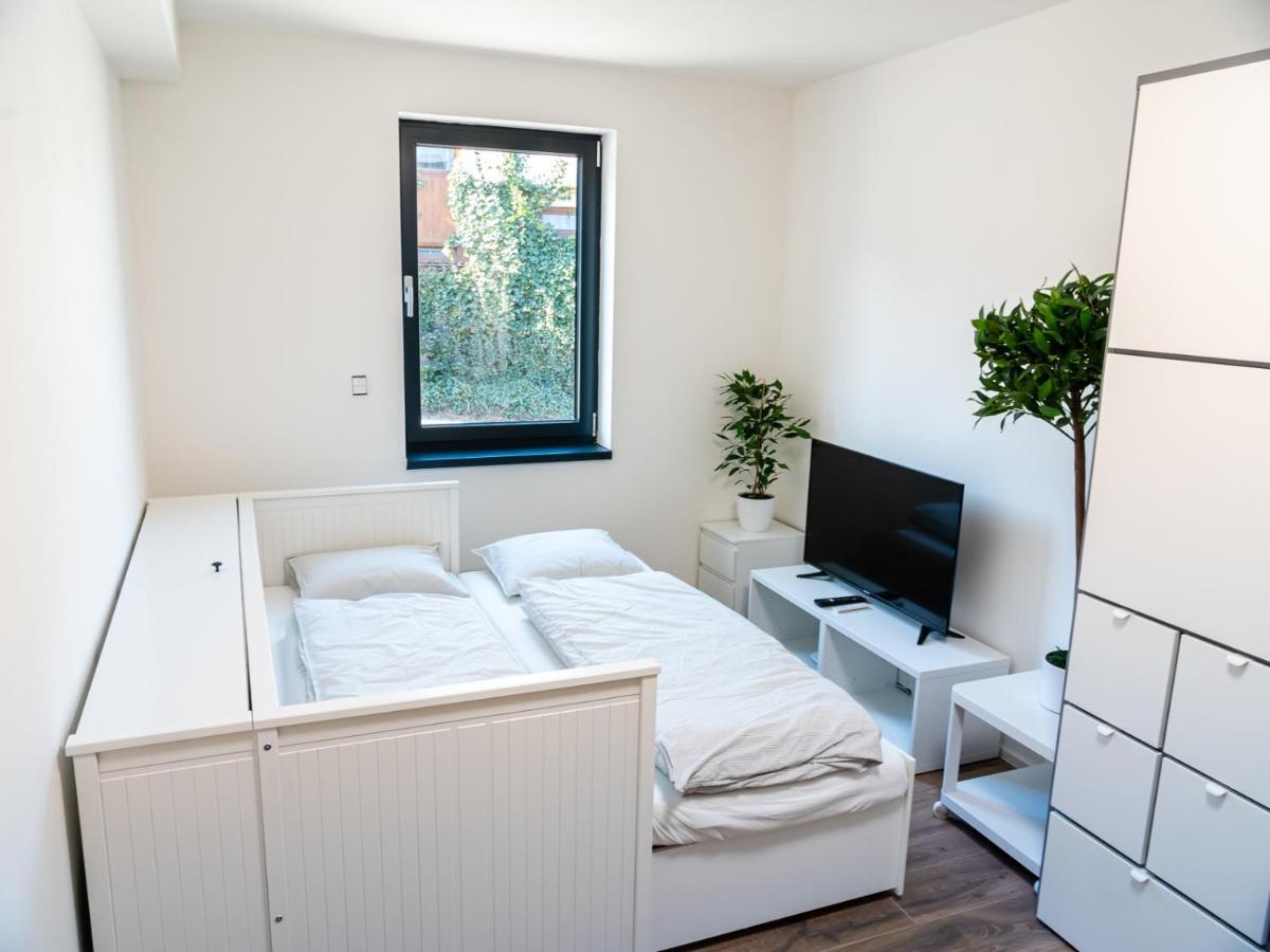 Apartmany Gemini Zlin Bagian luar foto