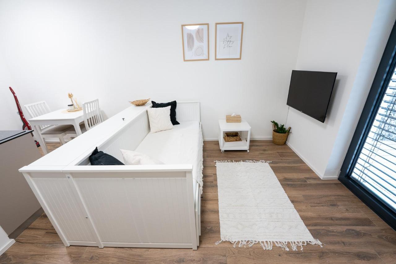 Apartmany Gemini Zlin Bagian luar foto
